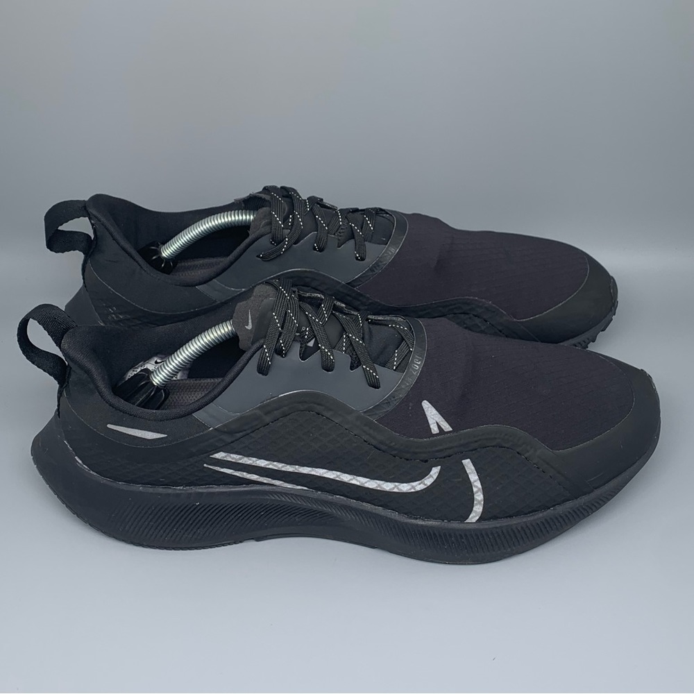 Nike Air Zoom Pegasus 37 Shield Running Shoes
Men’s Sz‎ 13